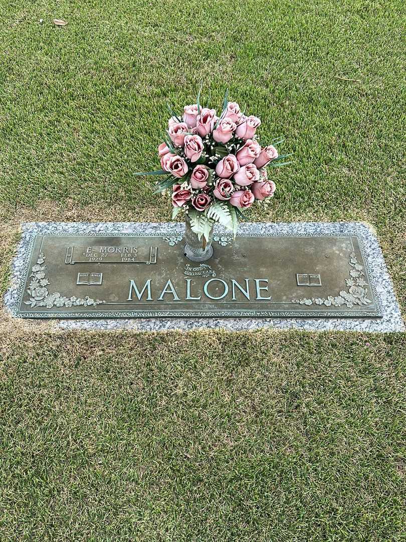 Edward Morris Malone's grave. Photo 1