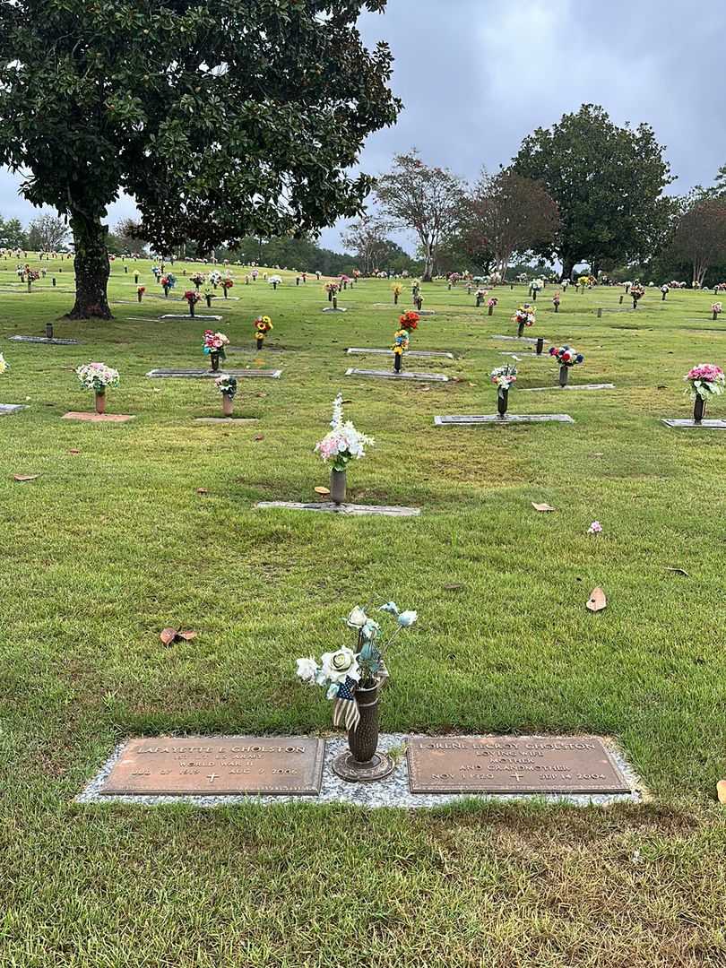 Vadie Lorene LeCroy Gholston's grave. Photo 2