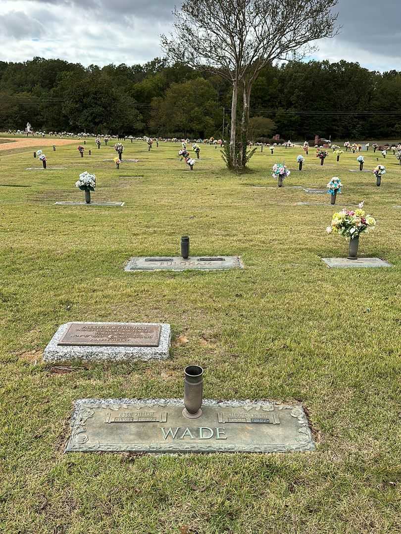 Mildred Wright Wade's grave. Photo 2