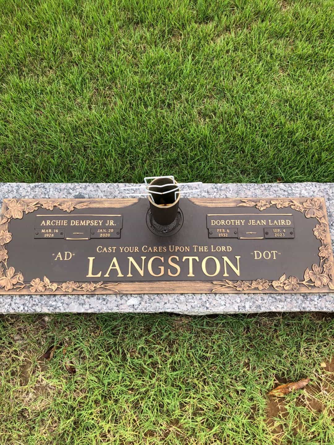 A. D. Langston Junior's grave. Photo 1