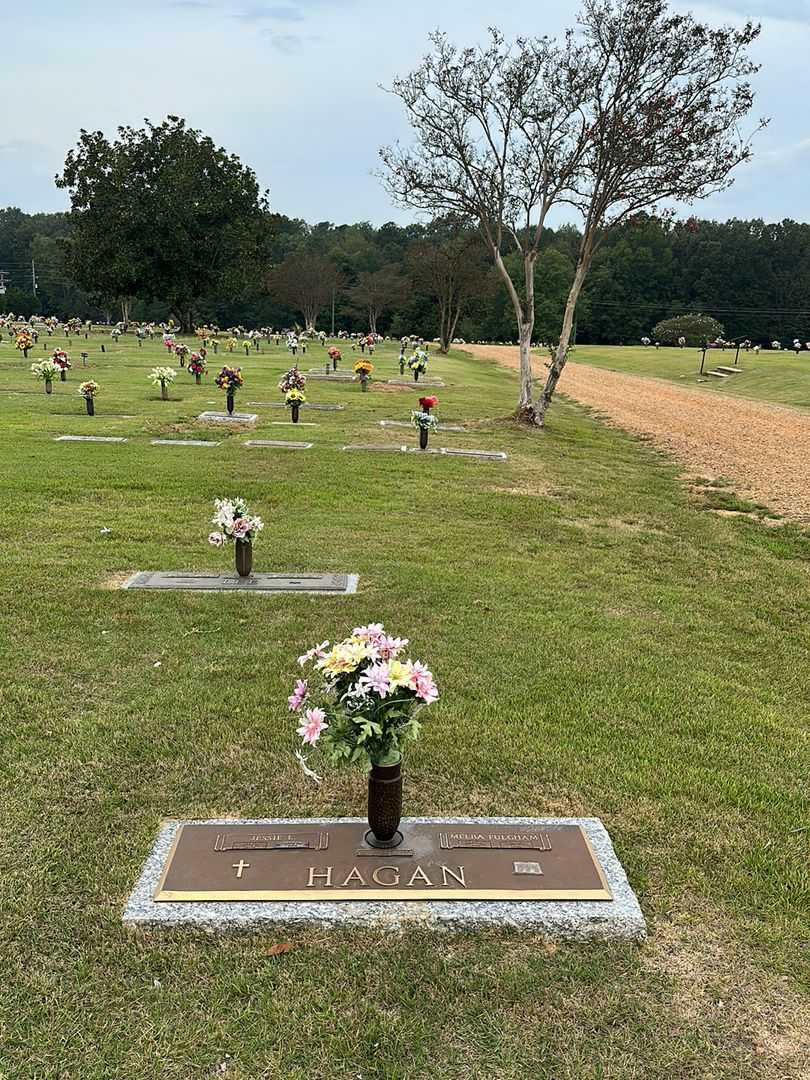 Jessie L. Hagan's grave. Photo 2