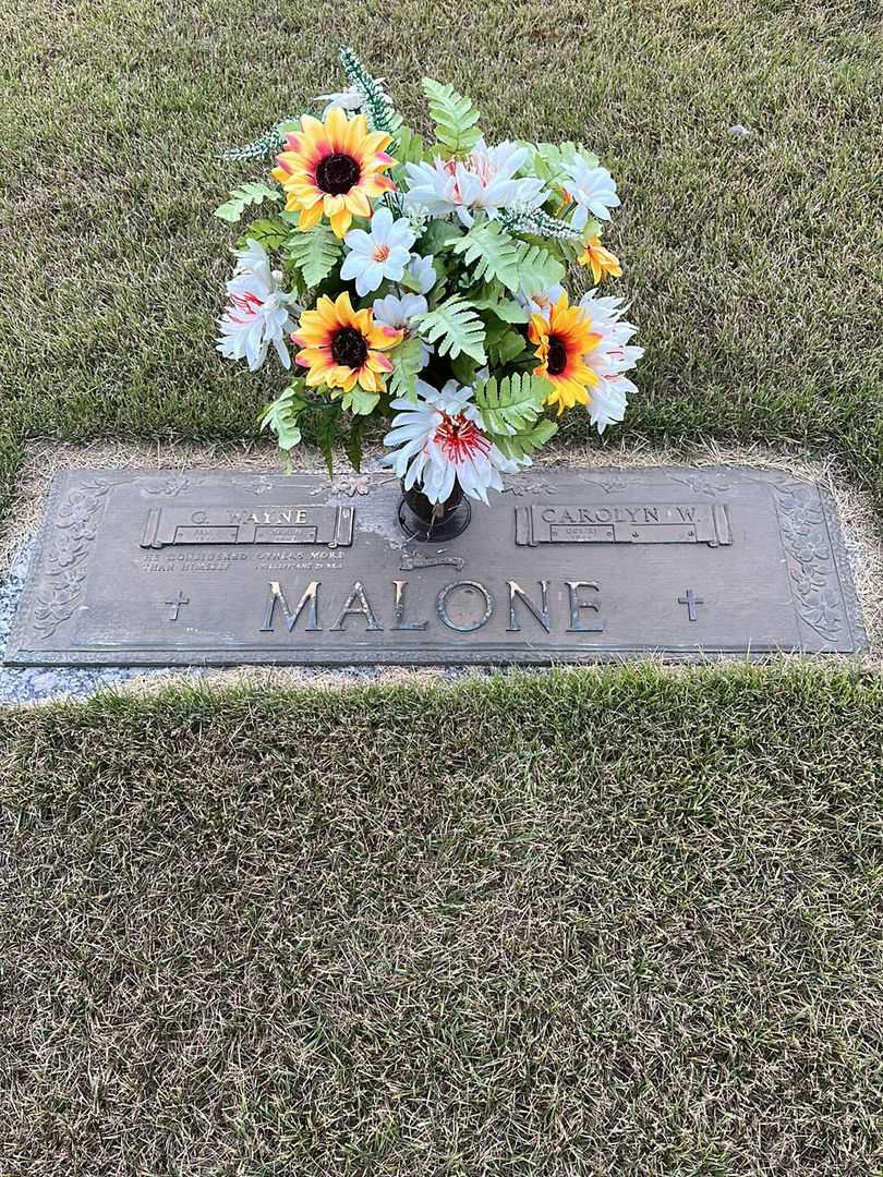 G. Wayne Malone's grave. Photo 1