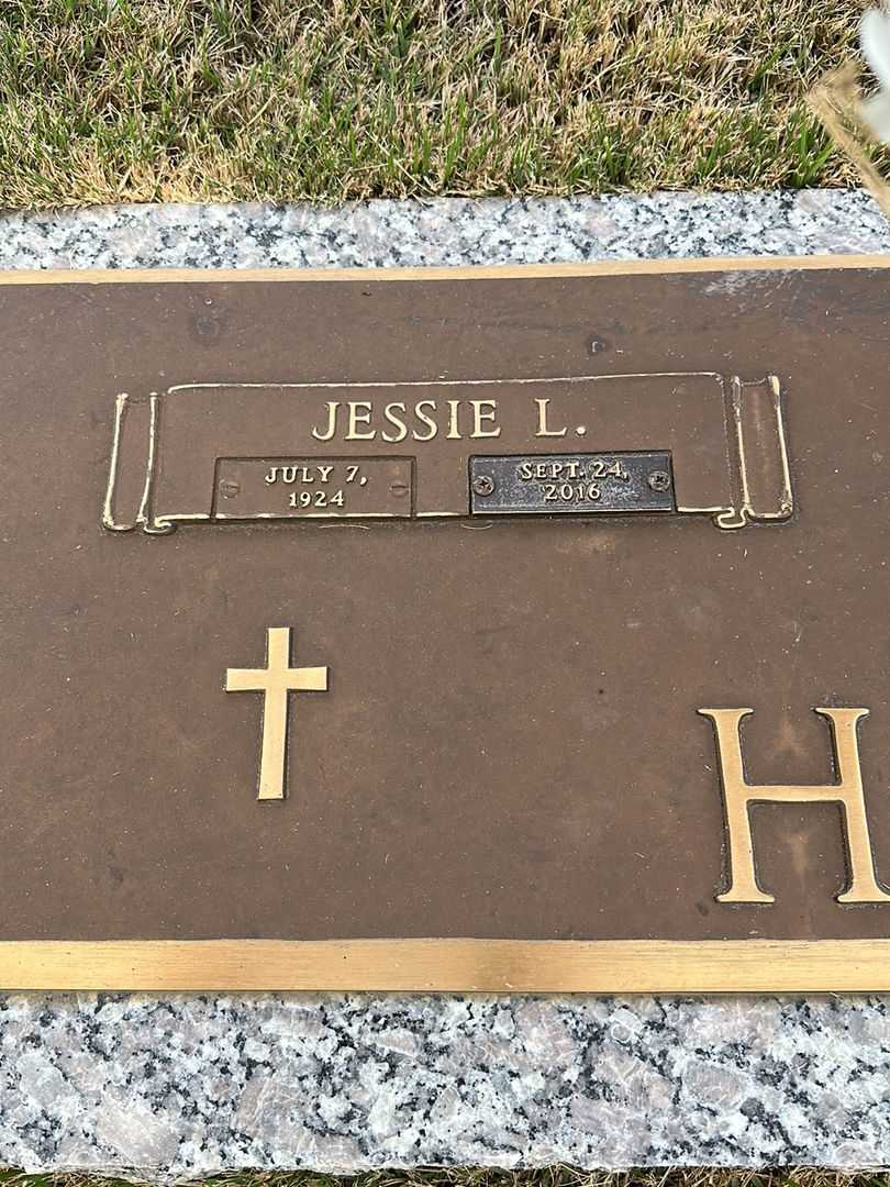 Jessie L. Hagan's grave. Photo 3