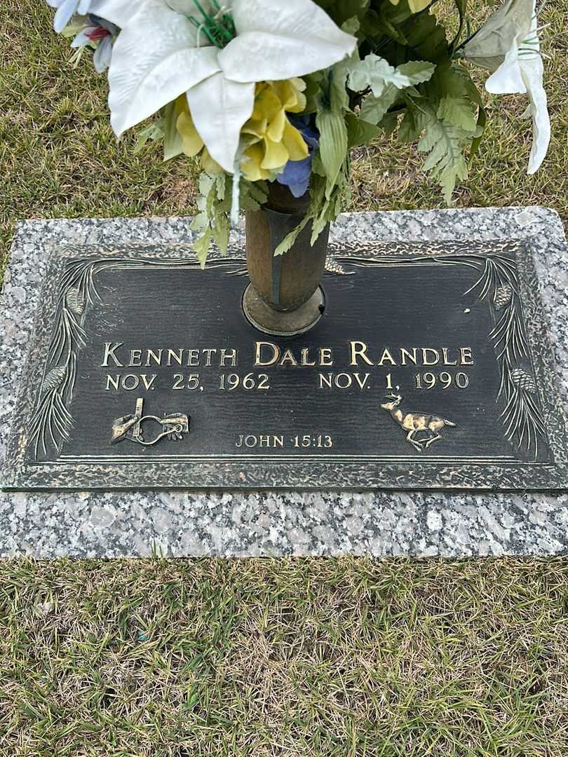 Kenneth Dale Randle's grave. Photo 1