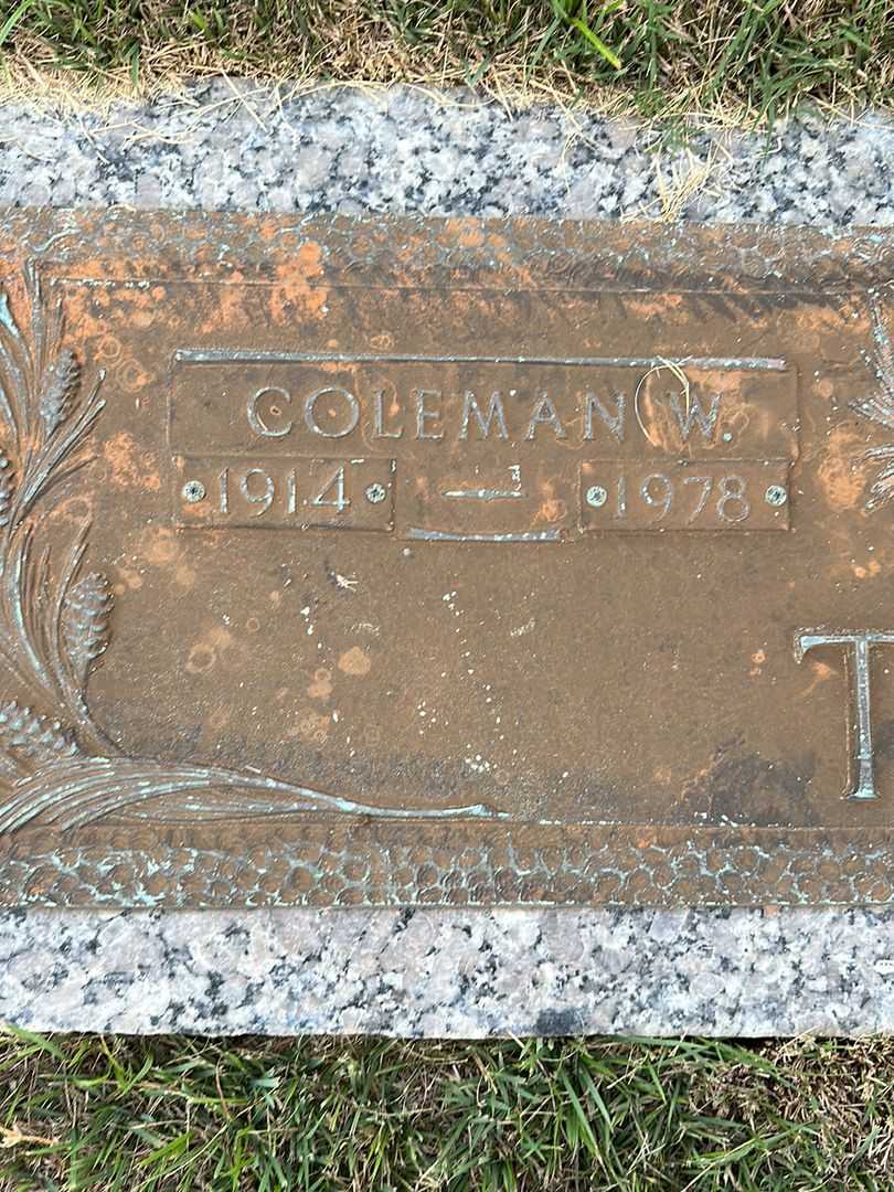 Coleman W. Tant's grave. Photo 3