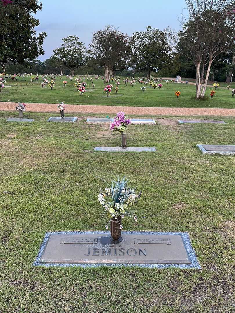 Beatrice Wages Jemison's grave. Photo 2