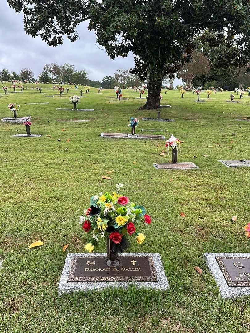 Deborah A. Gallik's grave. Photo 2
