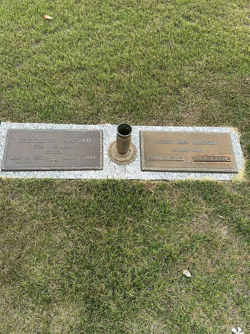 Joyce Ann Sanford's grave. Photo 1