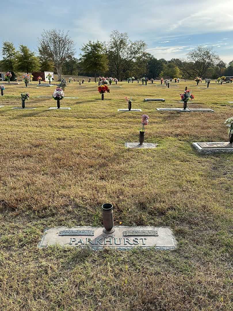 Norma L. Parkhurst's grave. Photo 2