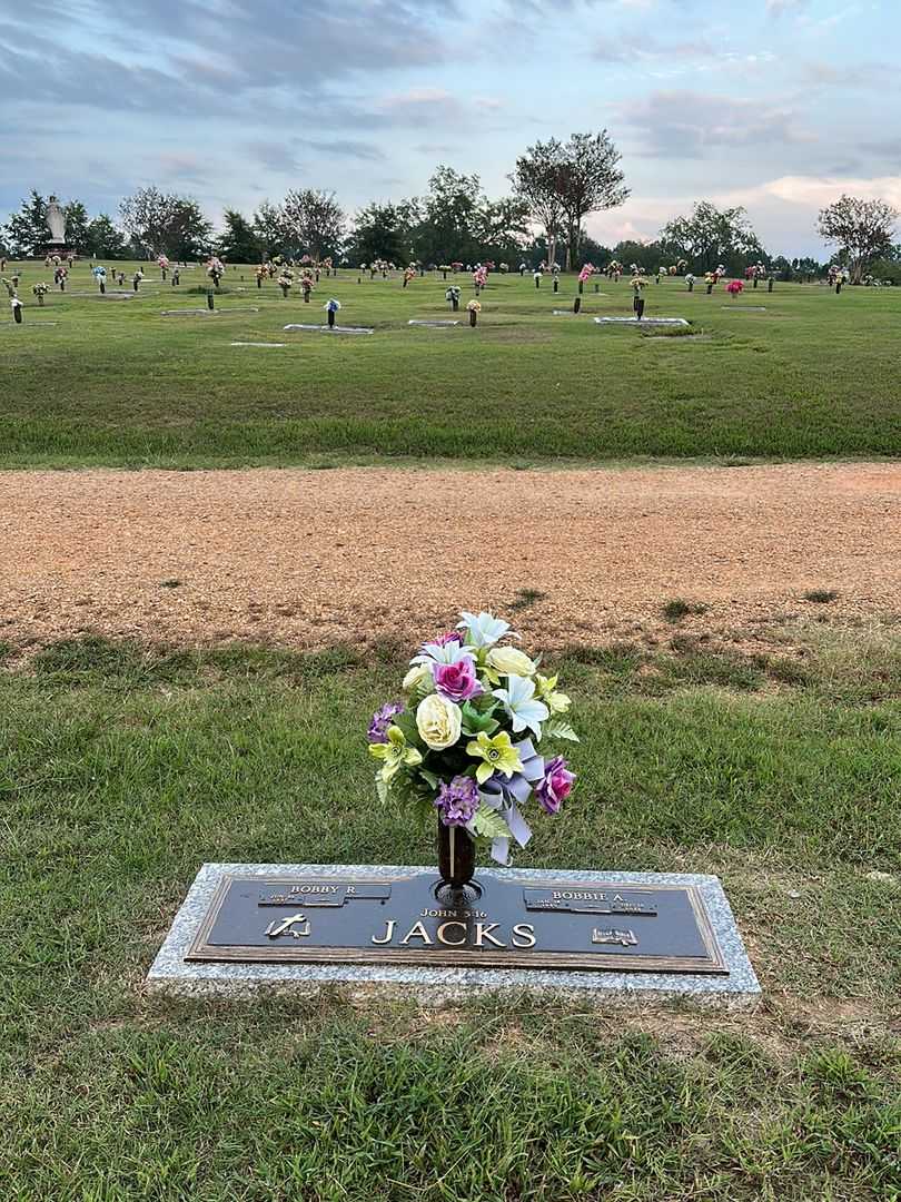 Bobbie Jane Austin Jacks's grave. Photo 2