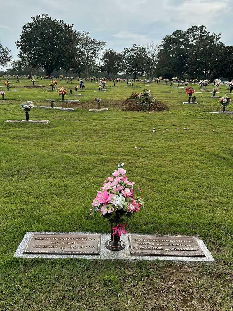 Methel Faye Adams Stevens's grave. Photo 2