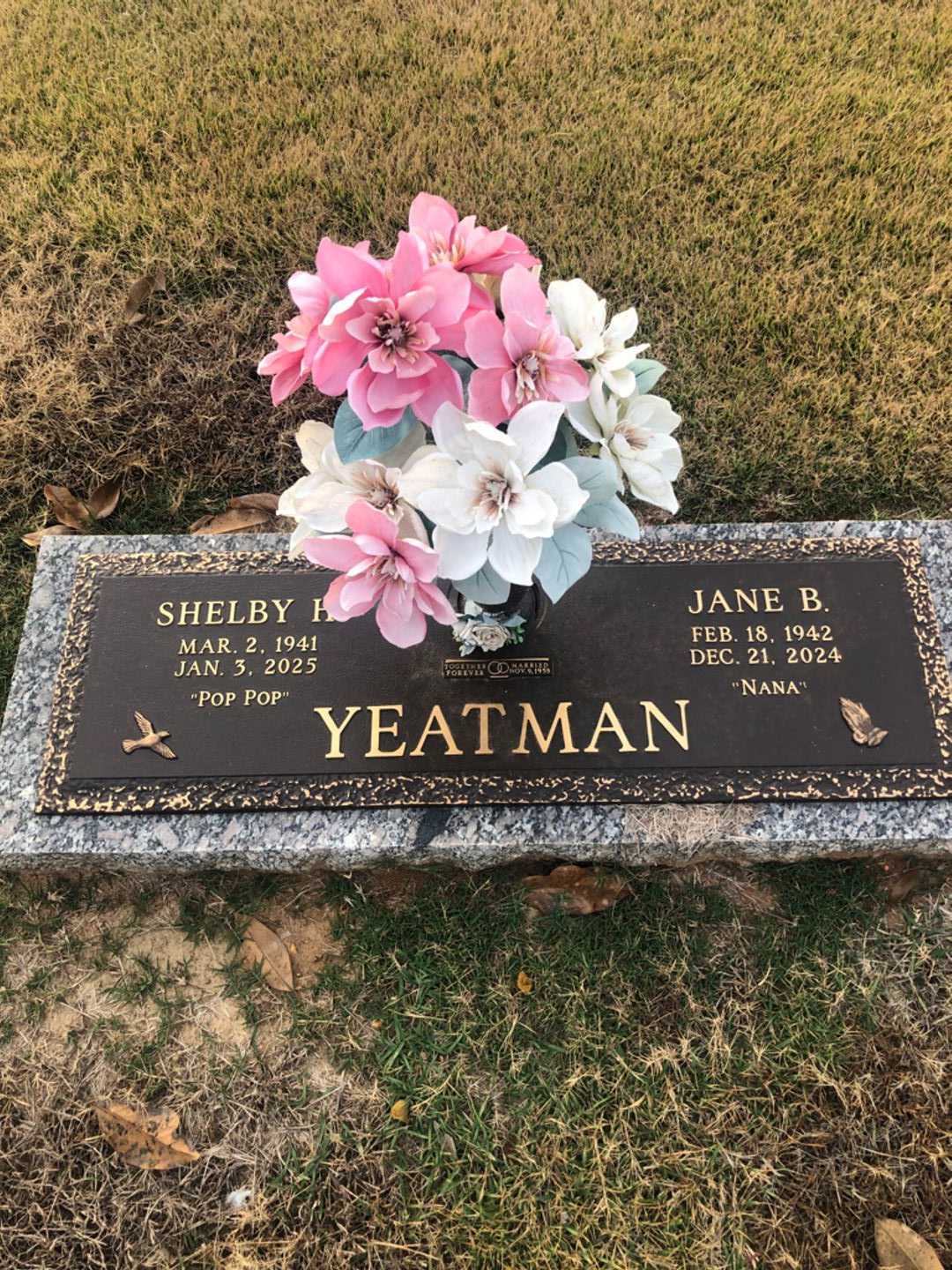 Shelby Harold Yeatman's grave. Photo 2
