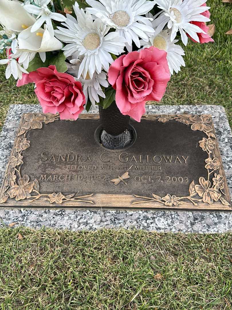 Sandra C. "Sandy" Galloway's grave. Photo 1