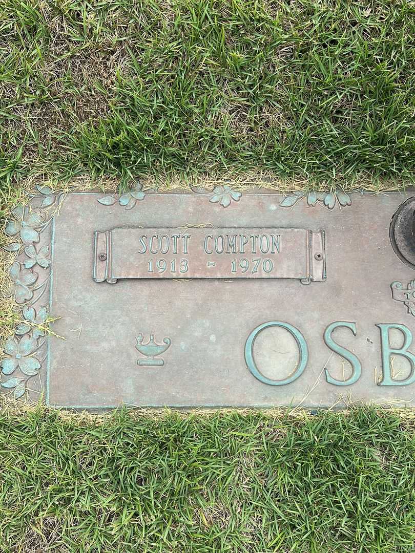 Scott Compton Osborn's grave. Photo 3