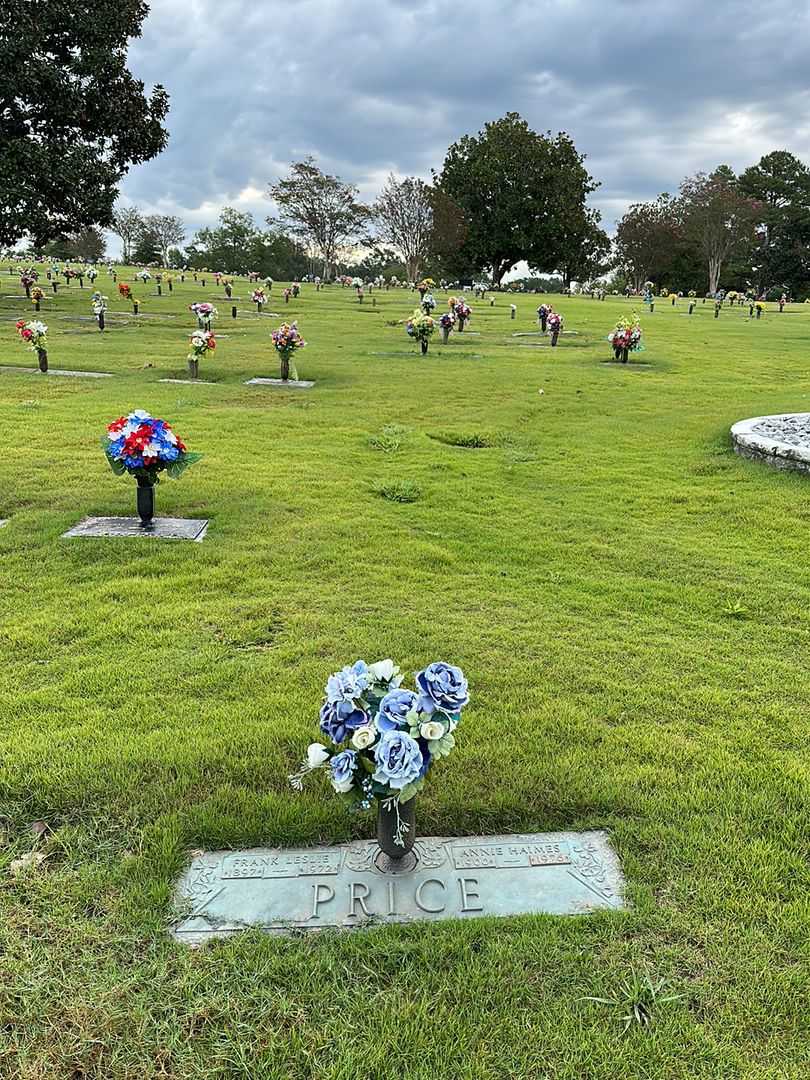 Annie Haimes Price's grave. Photo 2