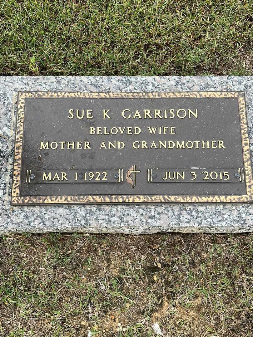 Sue K. Garrison's grave. Photo 3