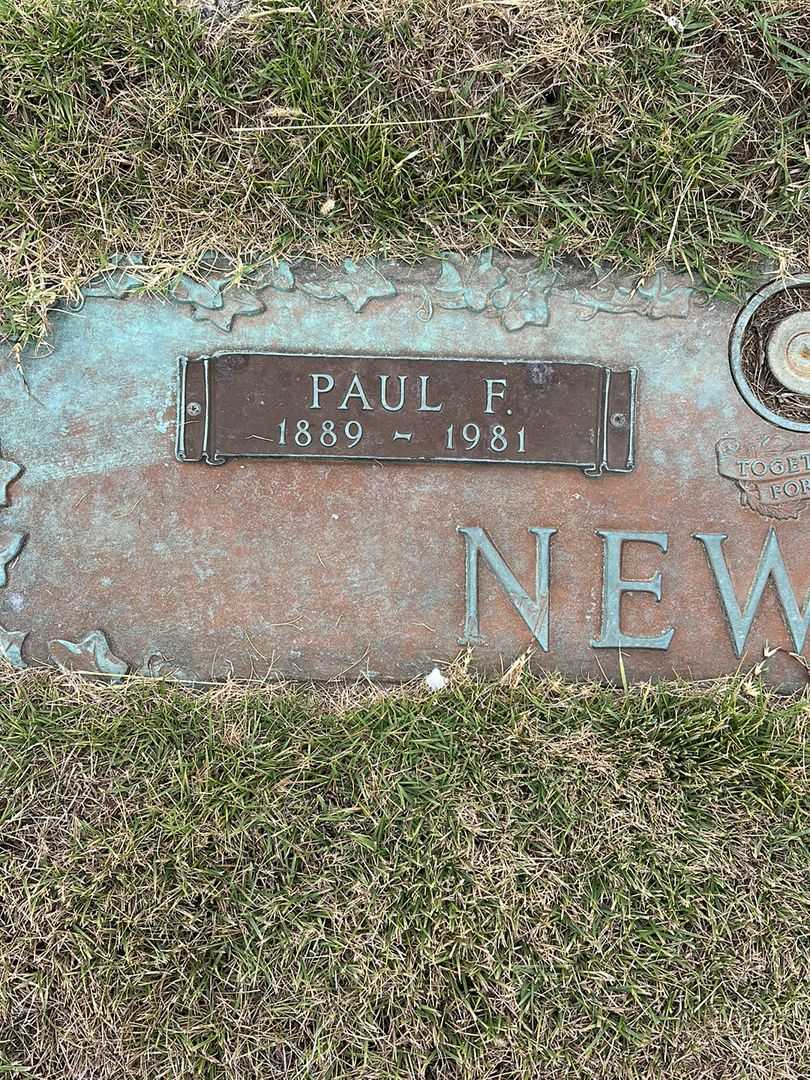 Paul Foster Newell's grave. Photo 3