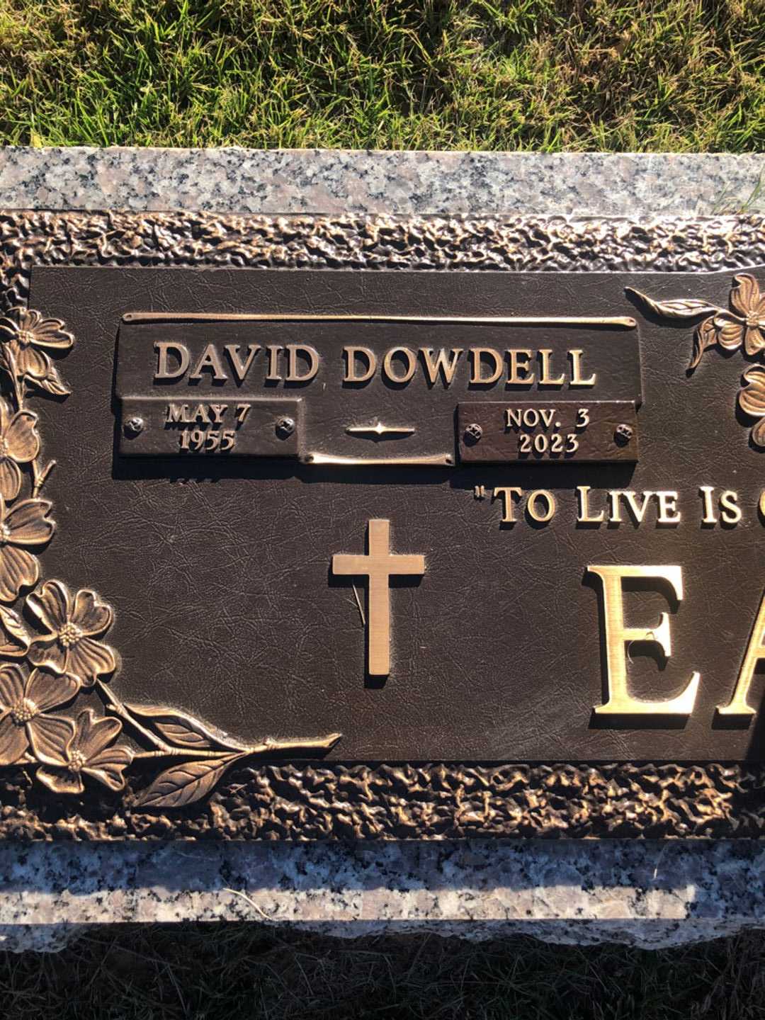 David Easley Senior's grave. Photo 1