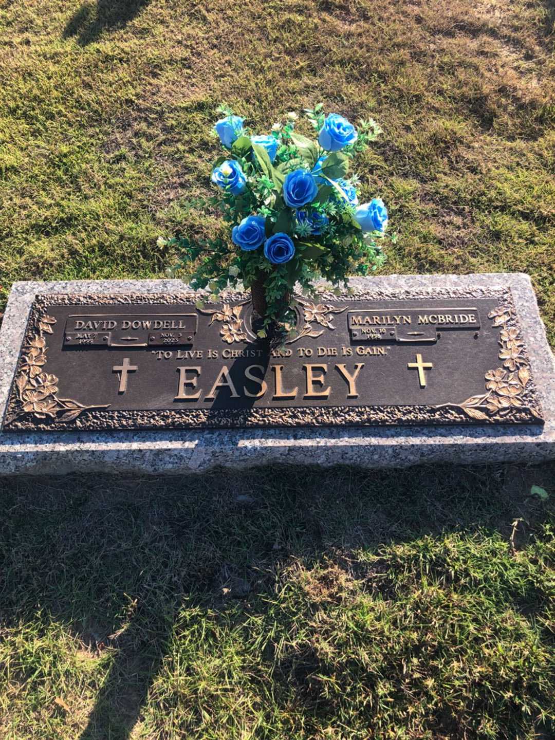 David Easley Senior's grave. Photo 2