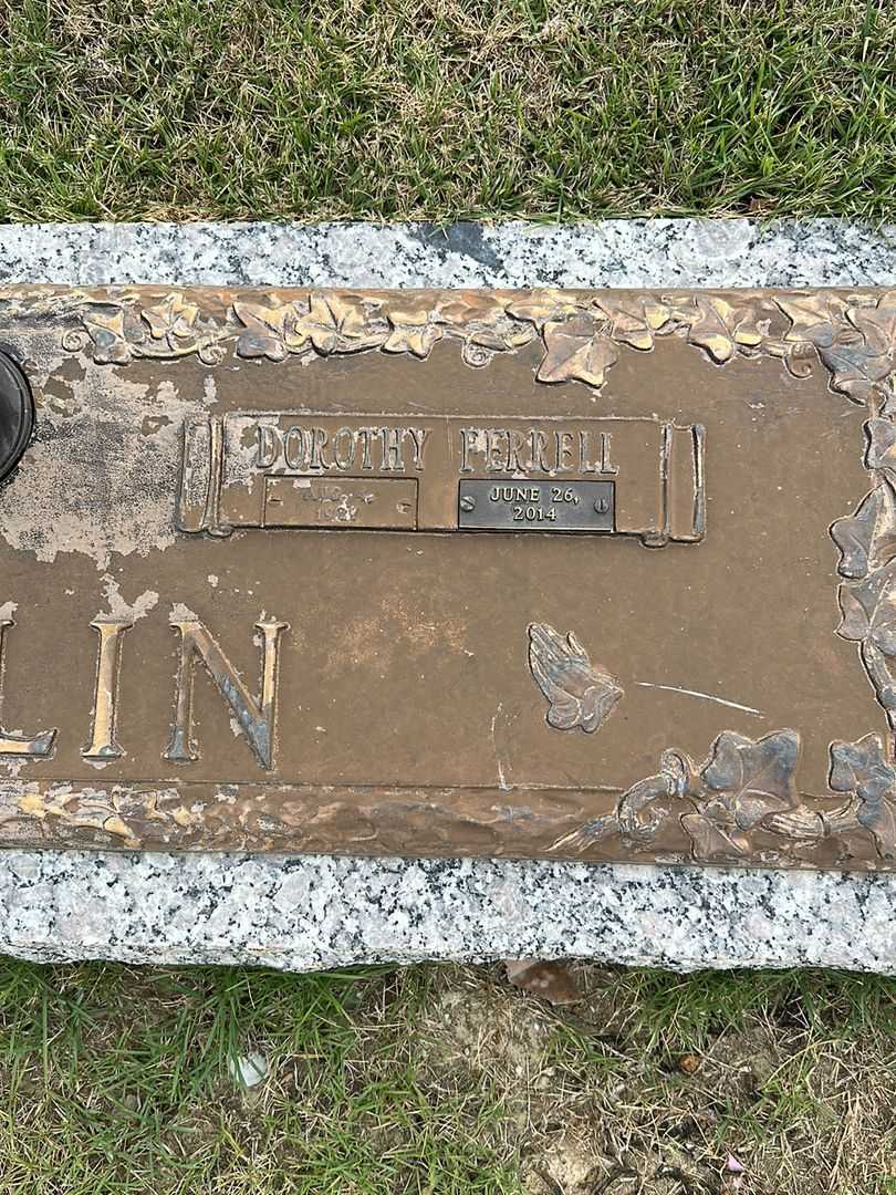 Dorothy Ferrell Tomlin's grave. Photo 3