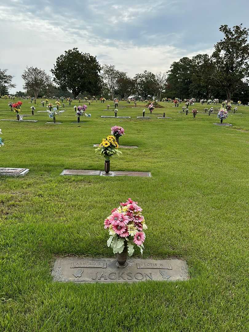 Arnold S. "Simmie" Jackson's grave. Photo 2