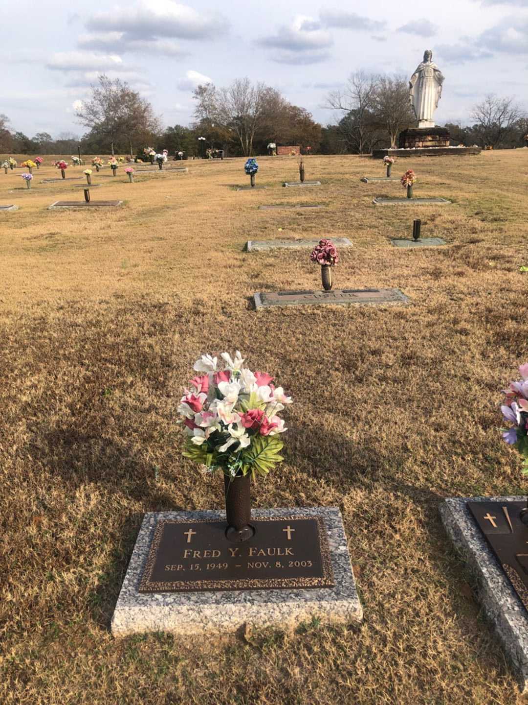 Fred Young Faulk's grave. Photo 2