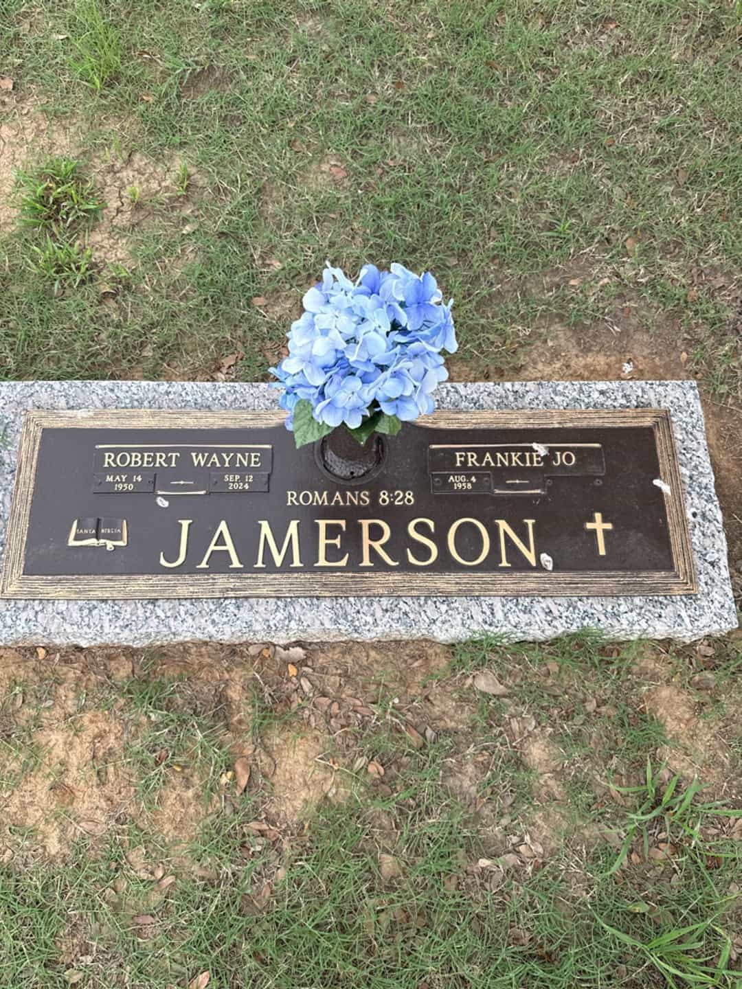 Robert Wayne Jamerson Senior's grave. Photo 1