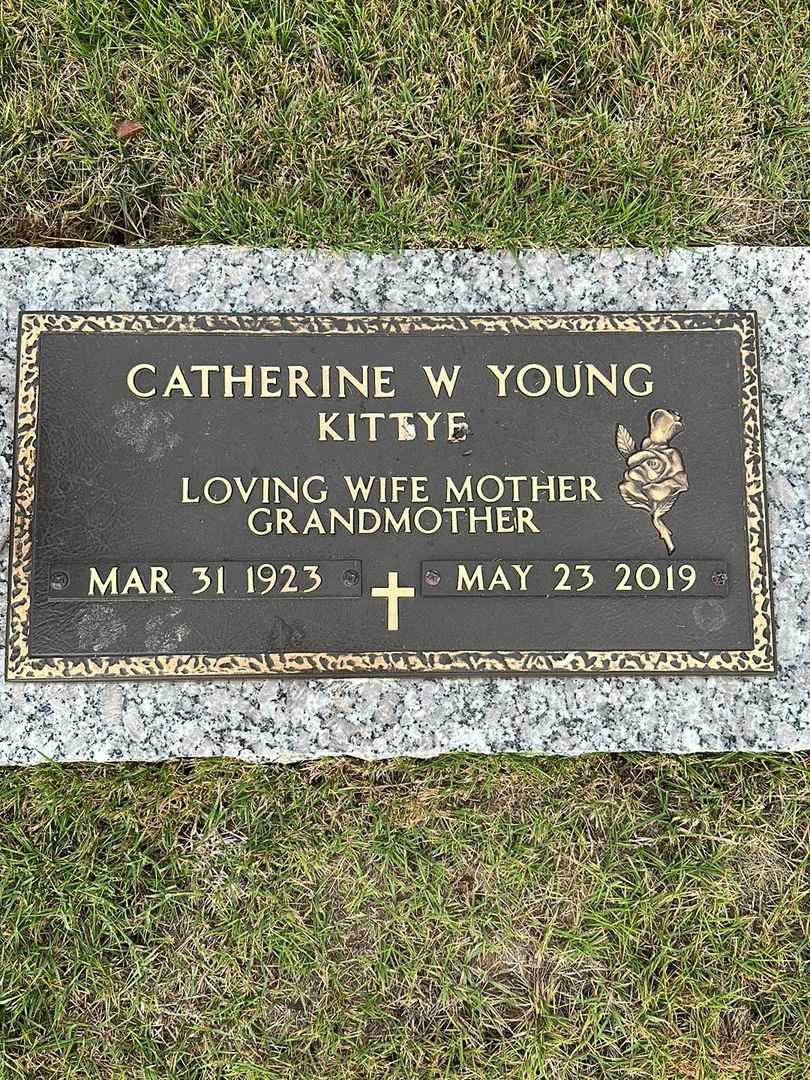 Catherine W. "Kittye" Young's grave. Photo 3