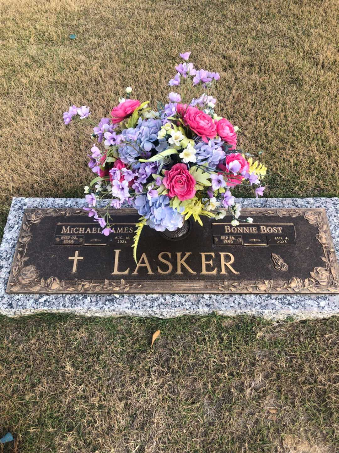 Michael James Lasker's grave. Photo 3