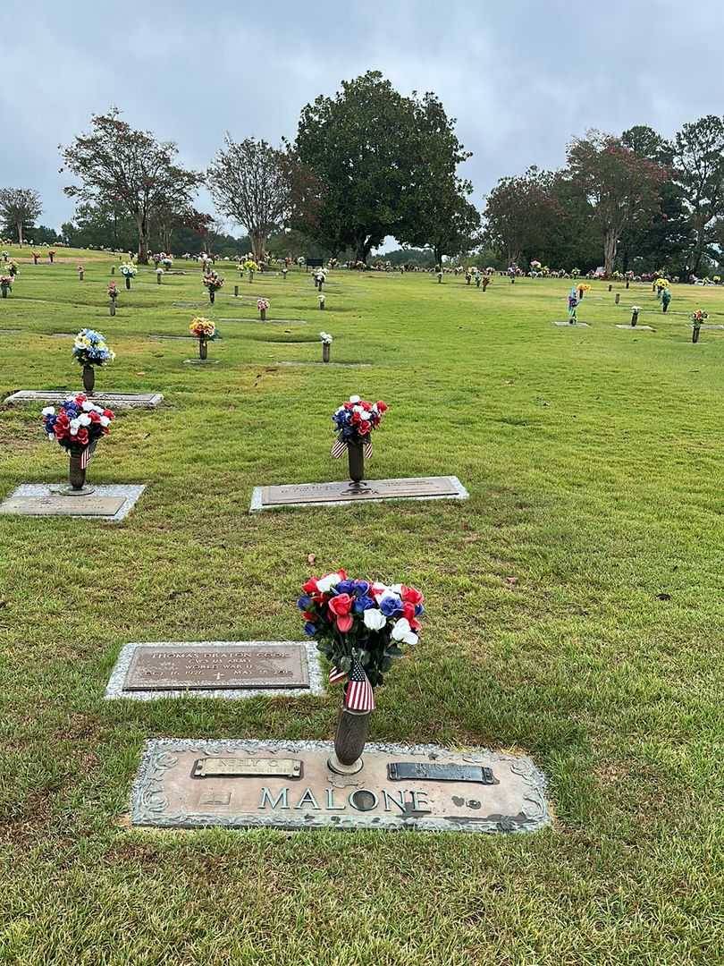 Neely C. Malone's grave. Photo 2