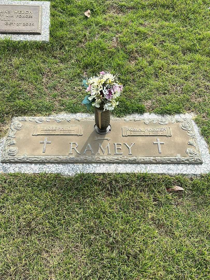 Joseph G. Ramey's grave. Photo 1