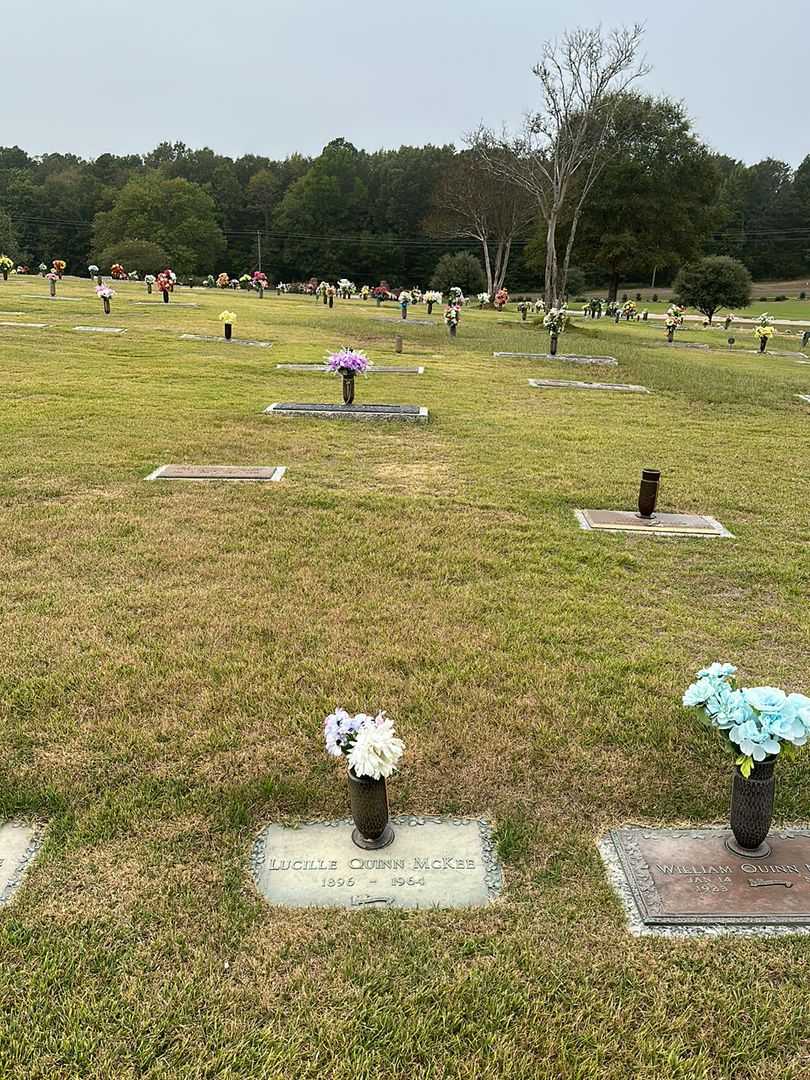 Lucille L. Quinn McKee's grave. Photo 2