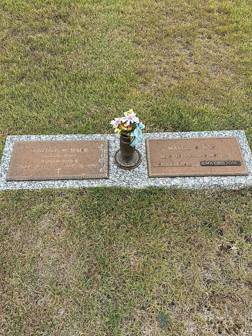 Margie O'Bannon Wade's grave. Photo 1
