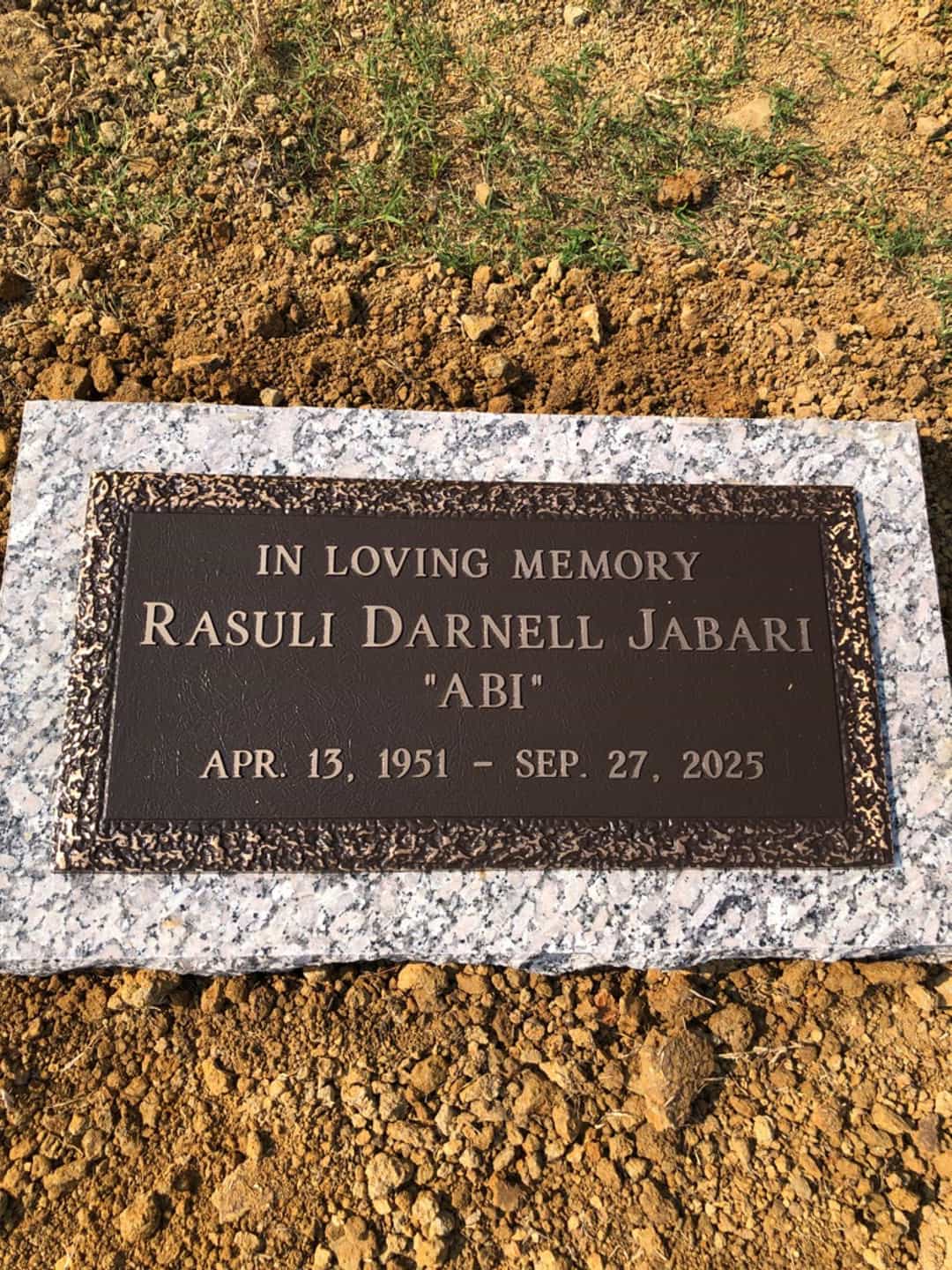 Ayman Rasuli Jabari's grave. Photo 1