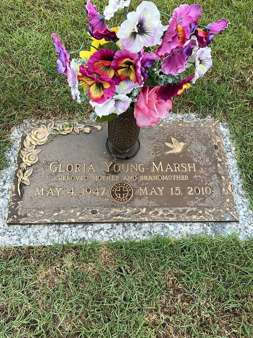 Gloria Young Marsh's grave. Photo 1