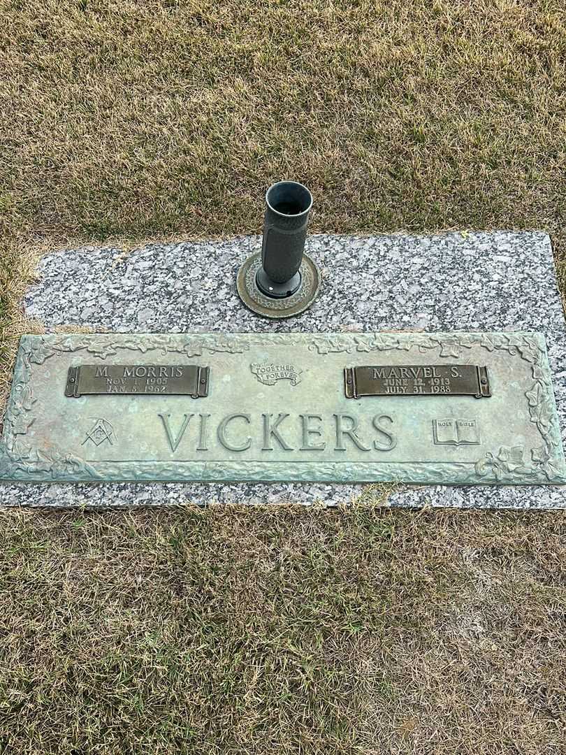 M. Morris Vickers's grave. Photo 1