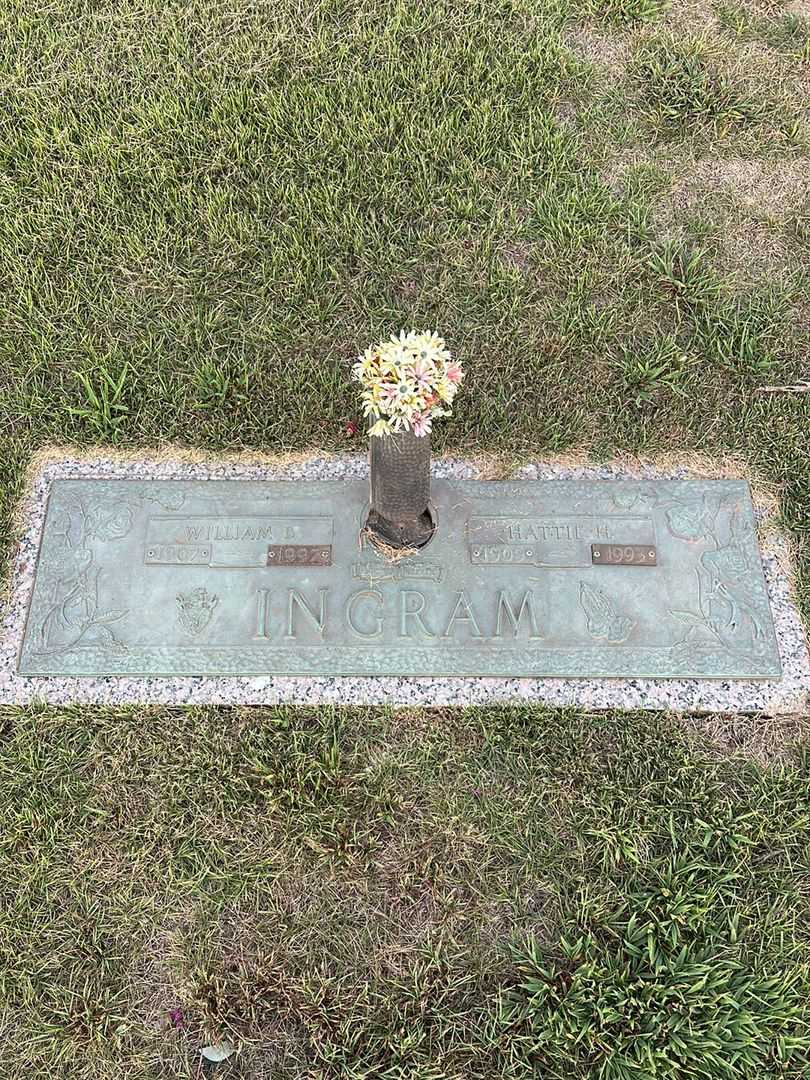Hattie H. Ingram's grave. Photo 1