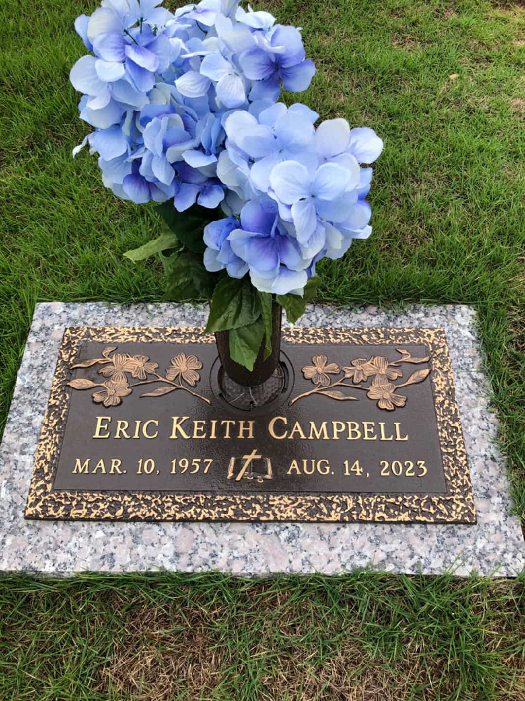 Eric Keith Campbell's grave. Photo 2