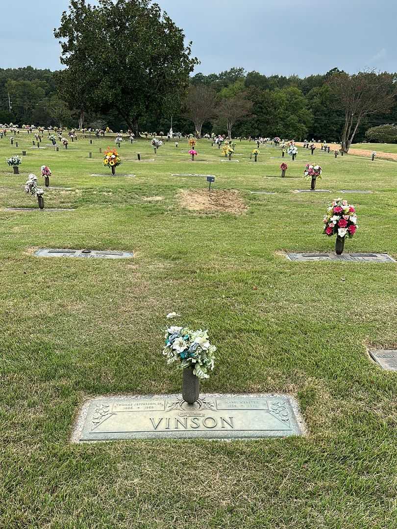 Thomas Jefferson Vinson Senior's grave. Photo 2