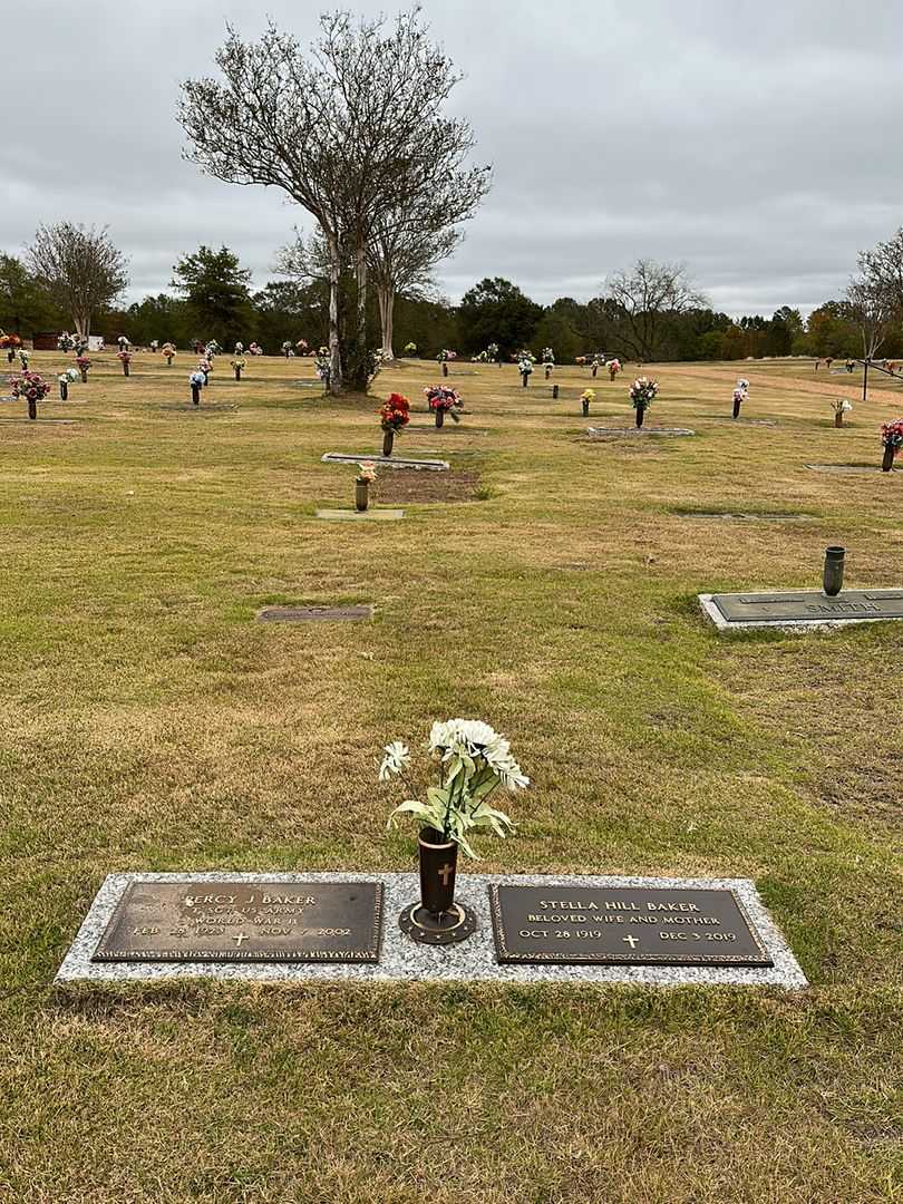 Percy J. Baker's grave. Photo 2