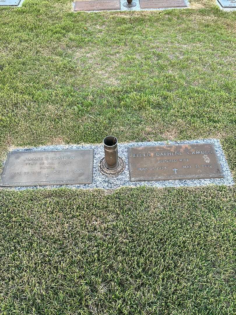 Jimmie B. Camden's grave. Photo 1