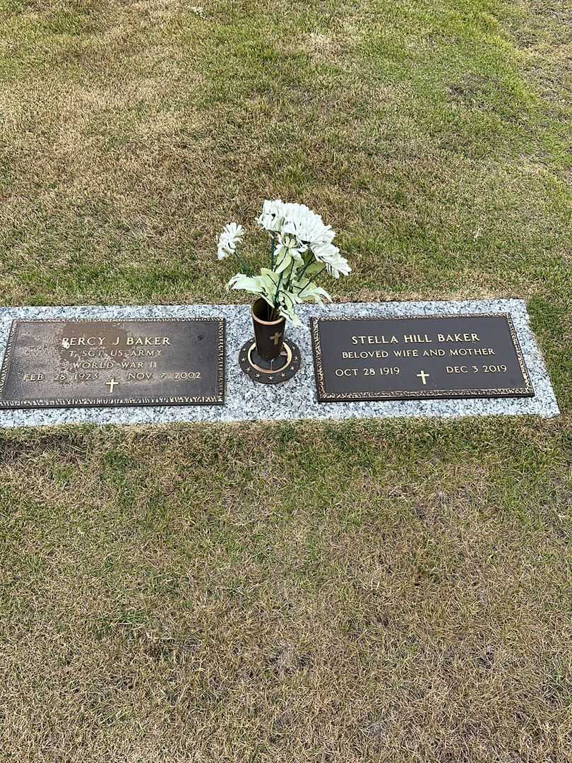 Percy J. Baker's grave. Photo 1