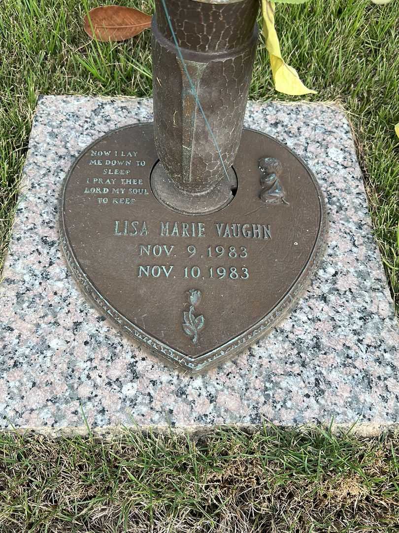 Lisa Marie Vaughn's grave. Photo 1