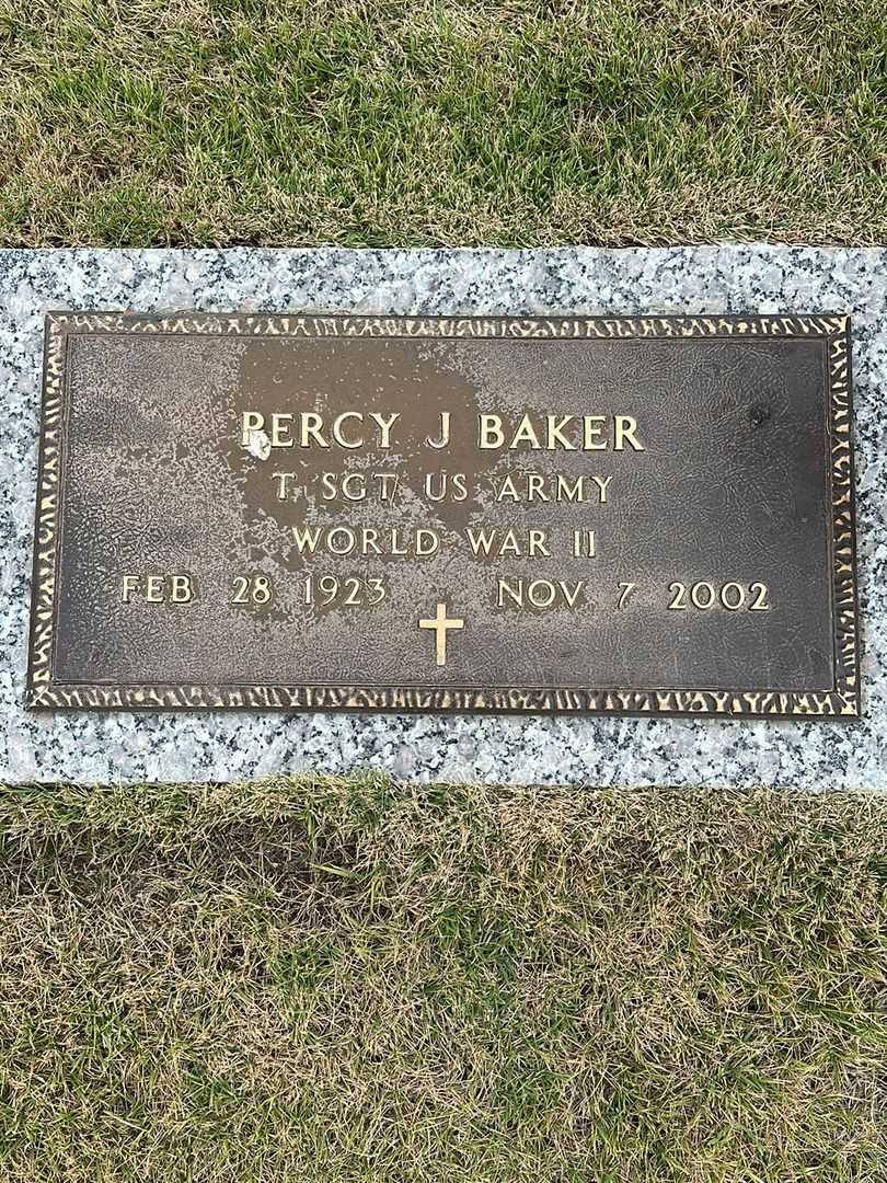 Percy J. Baker's grave. Photo 3