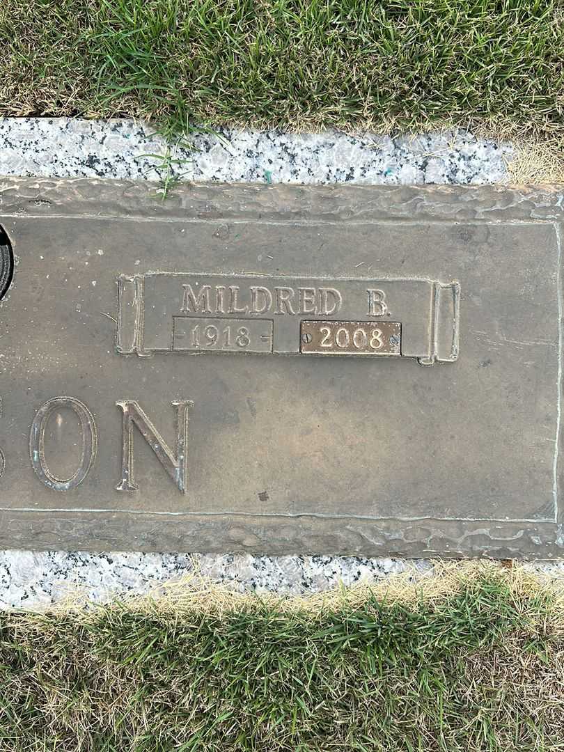 Mildred B. Nelson's grave. Photo 3