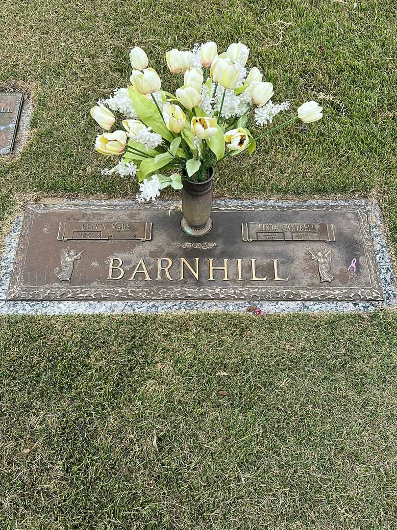 Linda Cantrell Barnhill's grave. Photo 1