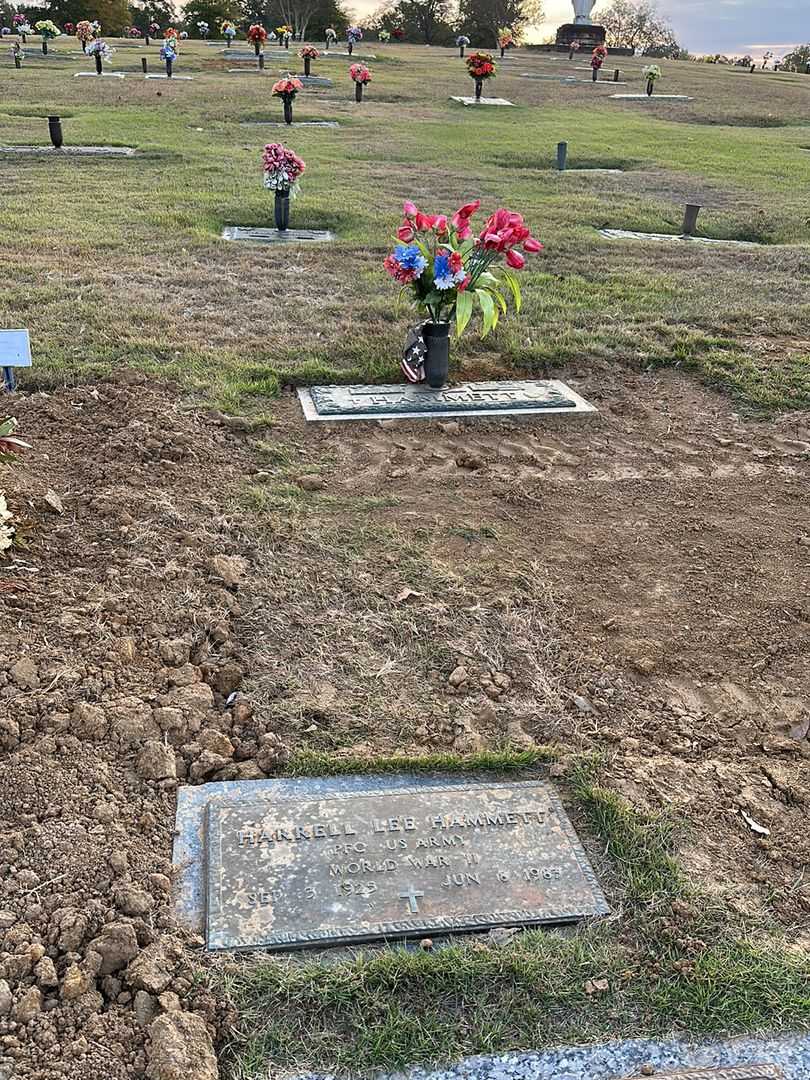 Harrell Lee Hammett's grave. Photo 4