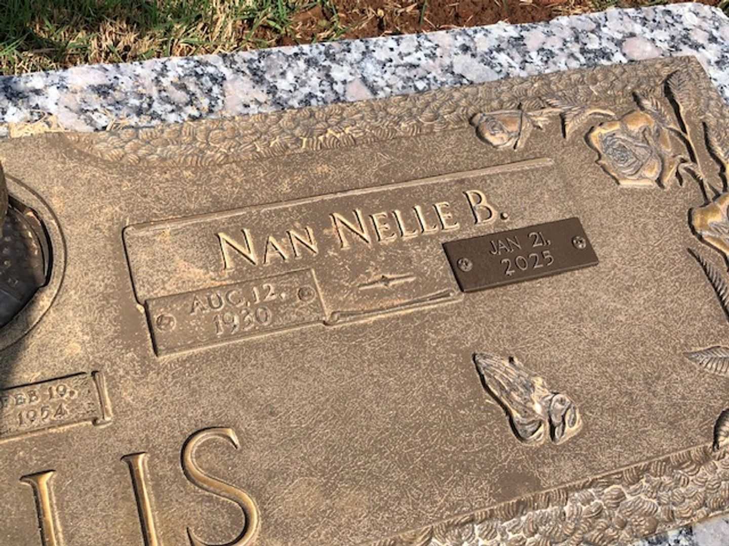 Nan Nelle B. Gillis's grave. Photo 2