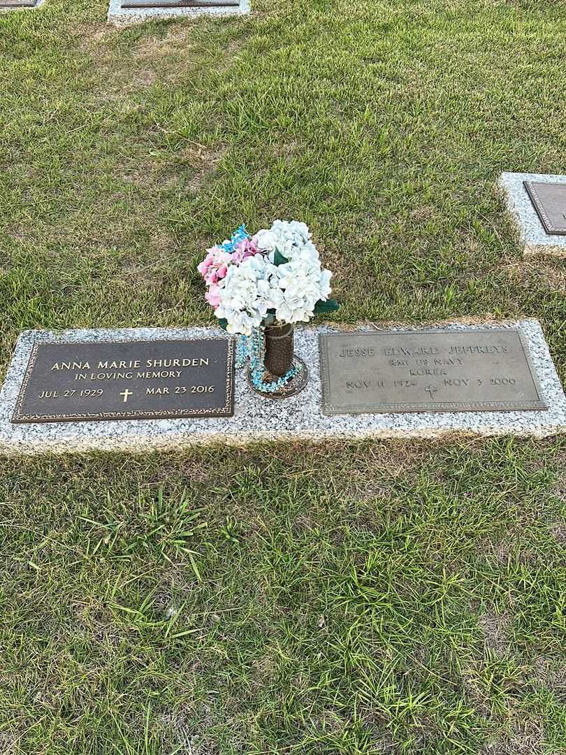 Jesse Edward Jeffreys's grave. Photo 1