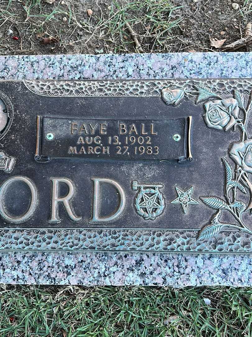 Missus/Madam Faye Ball Wofford's grave. Photo 3